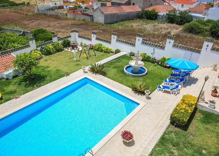 Vasco Da Gama - Pool & Bqq - Pata Da Gaivota * Lourinha (Lisbon)